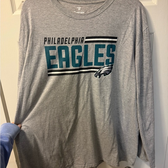 Philadelphia Eagles Long Sleeve - Picture 2 of 4